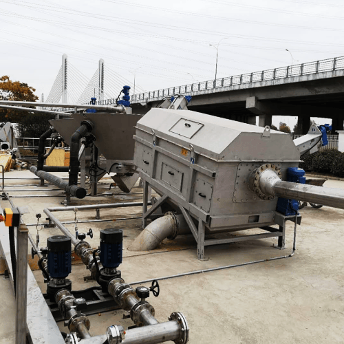 Internally Fed Rotary Drum Screen